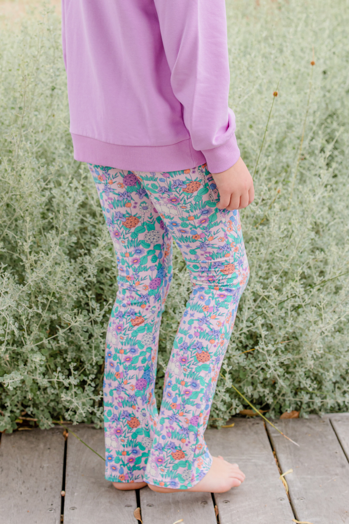 Daffodil Easter Flared Legging